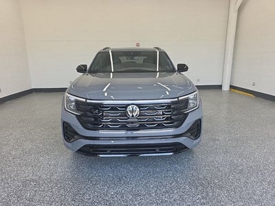 2026 Volkswagen Atlas Cross Sport 2.0T SEL R-Line Black