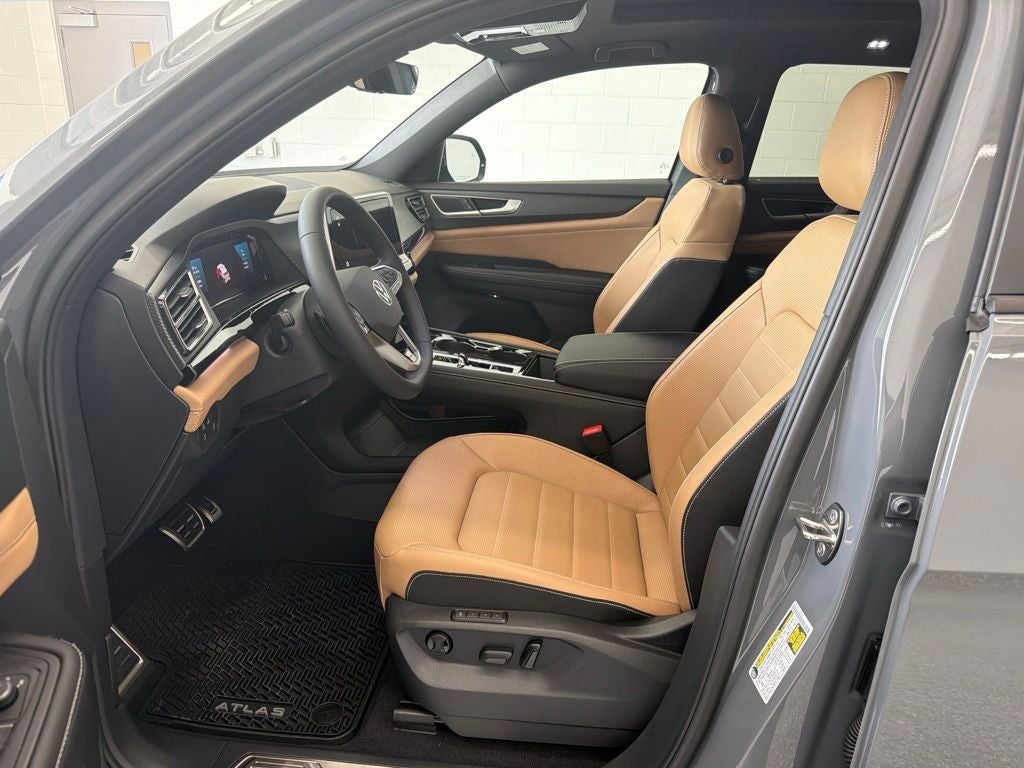 2026 Volkswagen Atlas Cross Sport 2.0T SEL R-Line Black