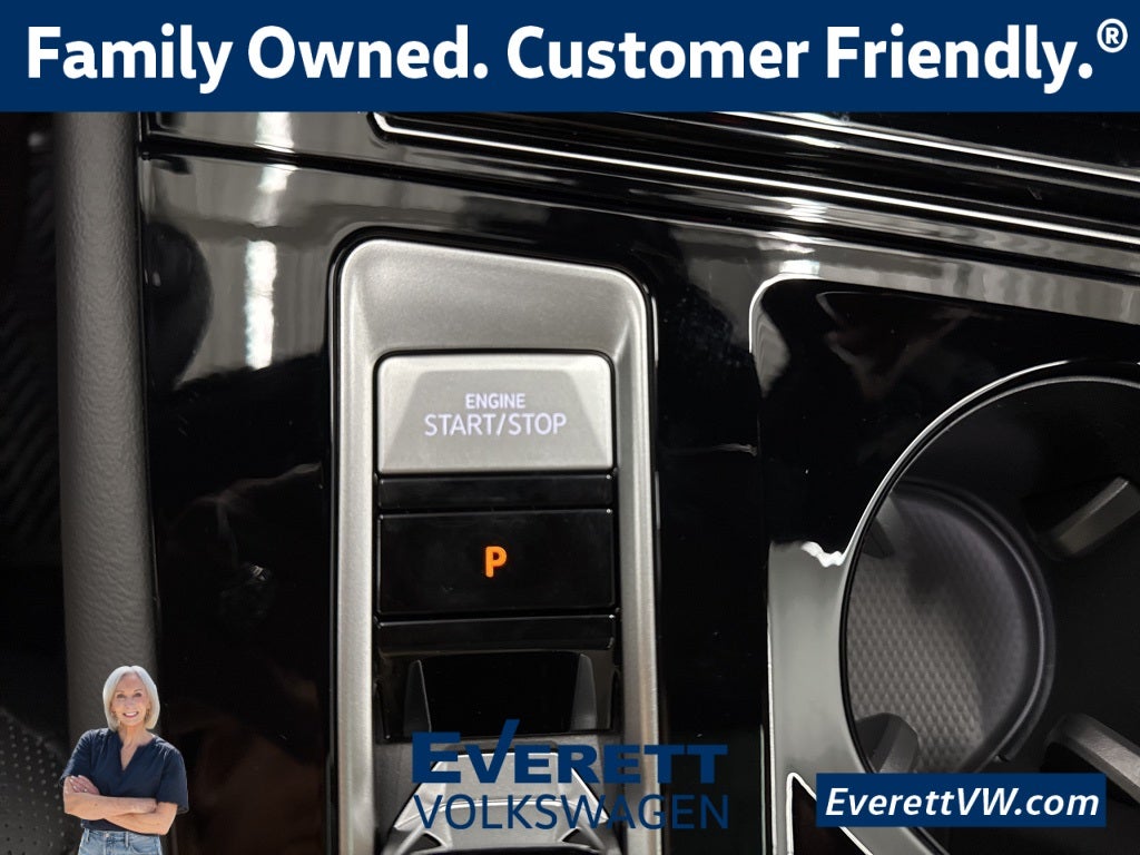 2026 Volkswagen Atlas Cross Sport 2.0T SEL R-Line Black