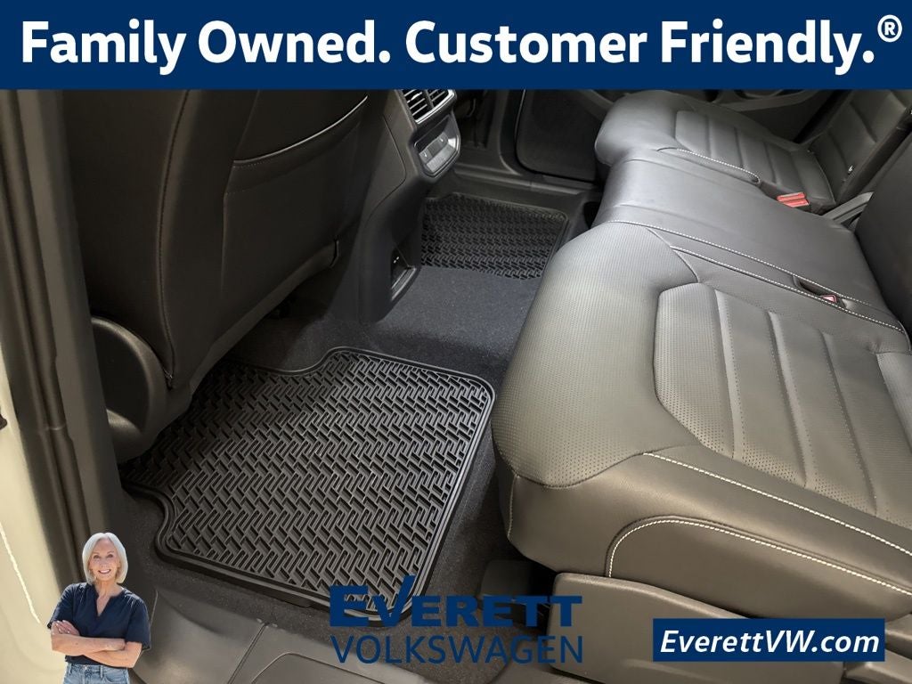 2026 Volkswagen Atlas Cross Sport 2.0T SEL R-Line Black