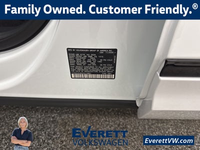 2026 Volkswagen Atlas Cross Sport 2.0T SEL R-Line Black