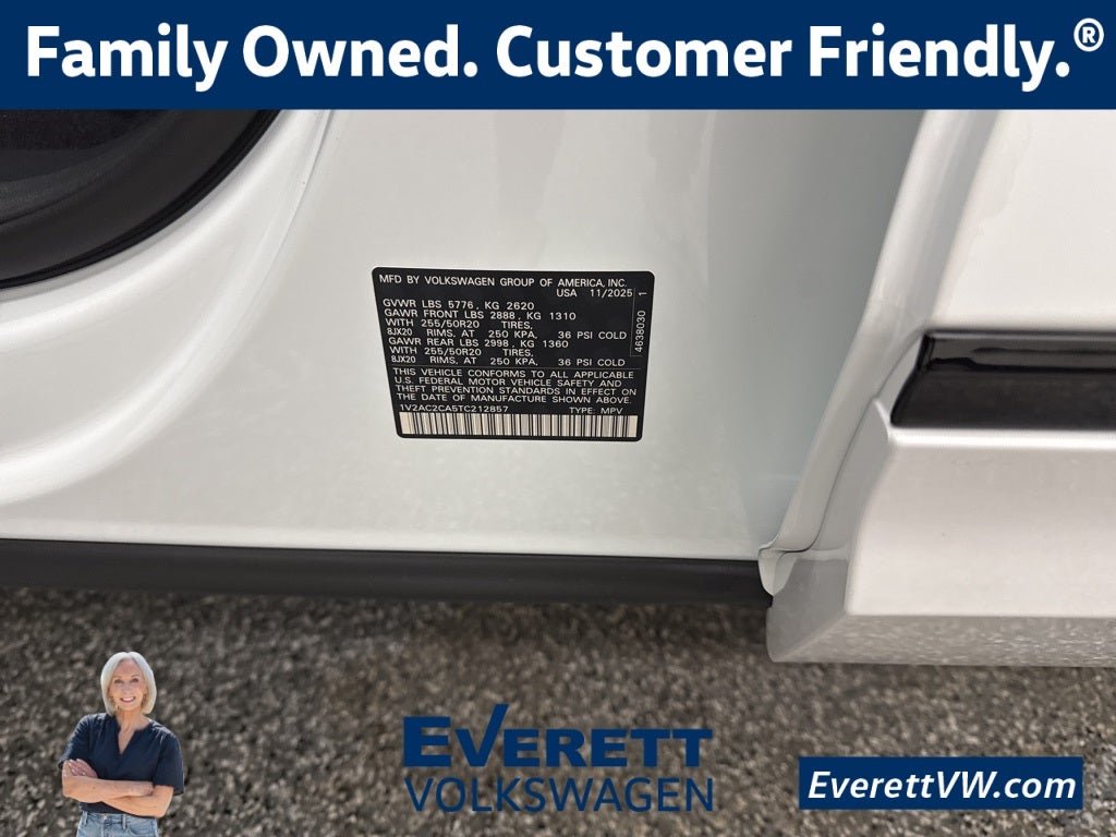 2026 Volkswagen Atlas Cross Sport 2.0T SEL R-Line Black