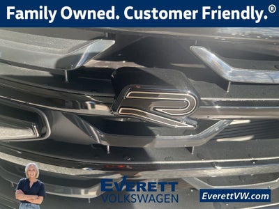 2026 Volkswagen Atlas Cross Sport 2.0T SEL R-Line Black