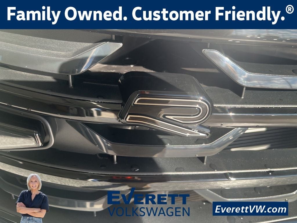 2026 Volkswagen Atlas Cross Sport 2.0T SEL R-Line Black