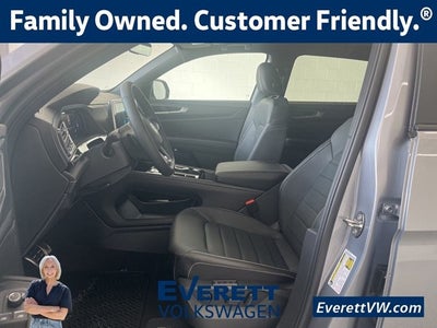 2026 Volkswagen Atlas Cross Sport 2.0T SEL R-Line Black