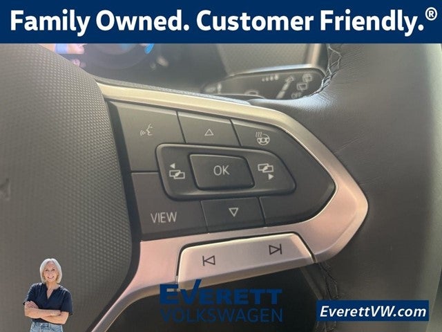 2026 Volkswagen Atlas Cross Sport 2.0T SEL R-Line Black