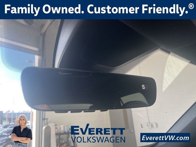 2026 Volkswagen Atlas Cross Sport 2.0T SEL R-Line Black