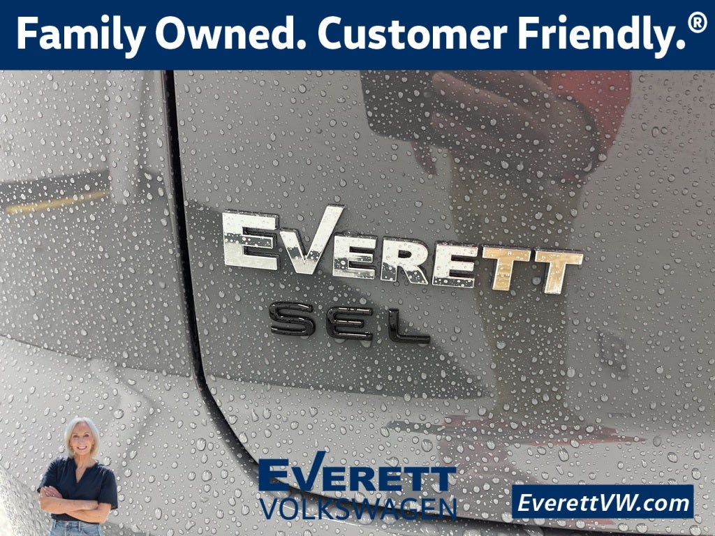 2026 Volkswagen Atlas Cross Sport 2.0T SEL R-Line Black