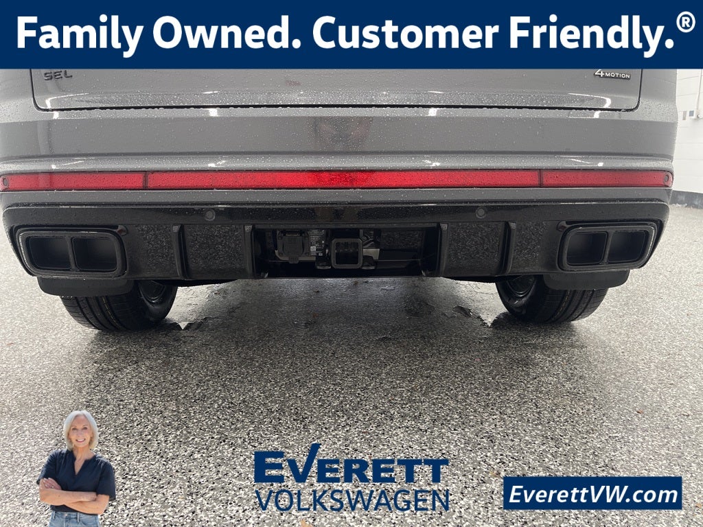 2026 Volkswagen Atlas Cross Sport 2.0T SEL R-Line Black