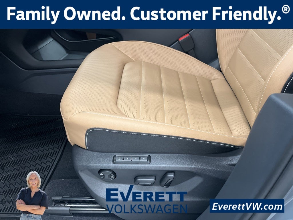 2026 Volkswagen Atlas Cross Sport 2.0T SEL R-Line Black