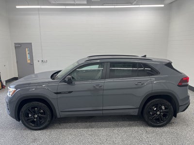 2026 Volkswagen Atlas Cross Sport 2.0T SEL R-Line Black