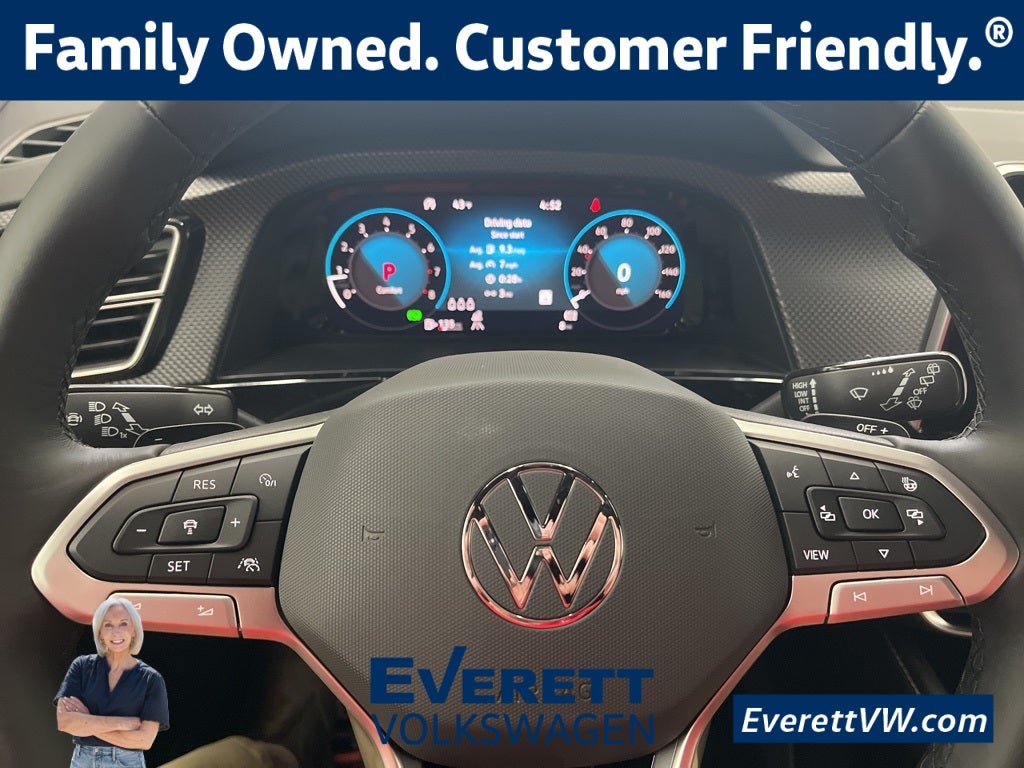 2026 Volkswagen Atlas Cross Sport 2.0T SEL R-Line Black