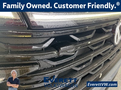 2026 Volkswagen Atlas Cross Sport 2.0T SEL R-Line Black