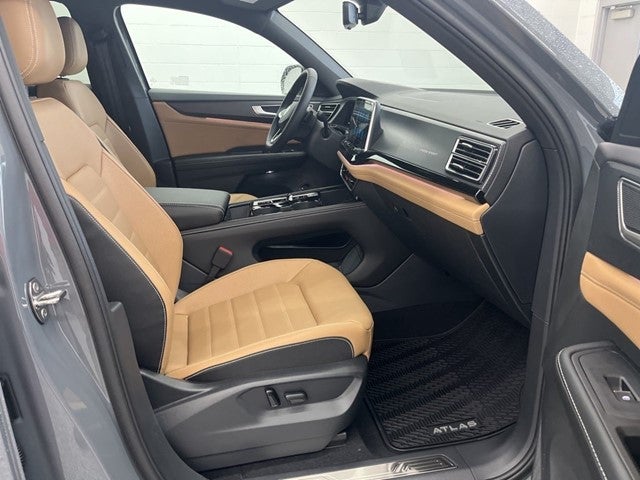 2026 Volkswagen Atlas Cross Sport 2.0T SEL R-Line Black