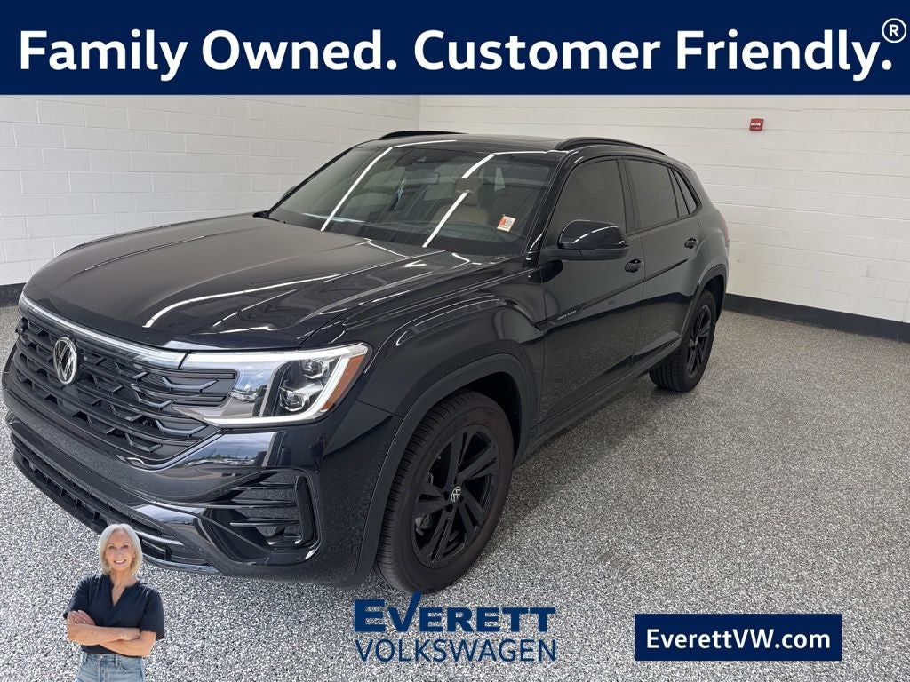 2026 Volkswagen Atlas Cross Sport 2.0T SEL R-Line Black