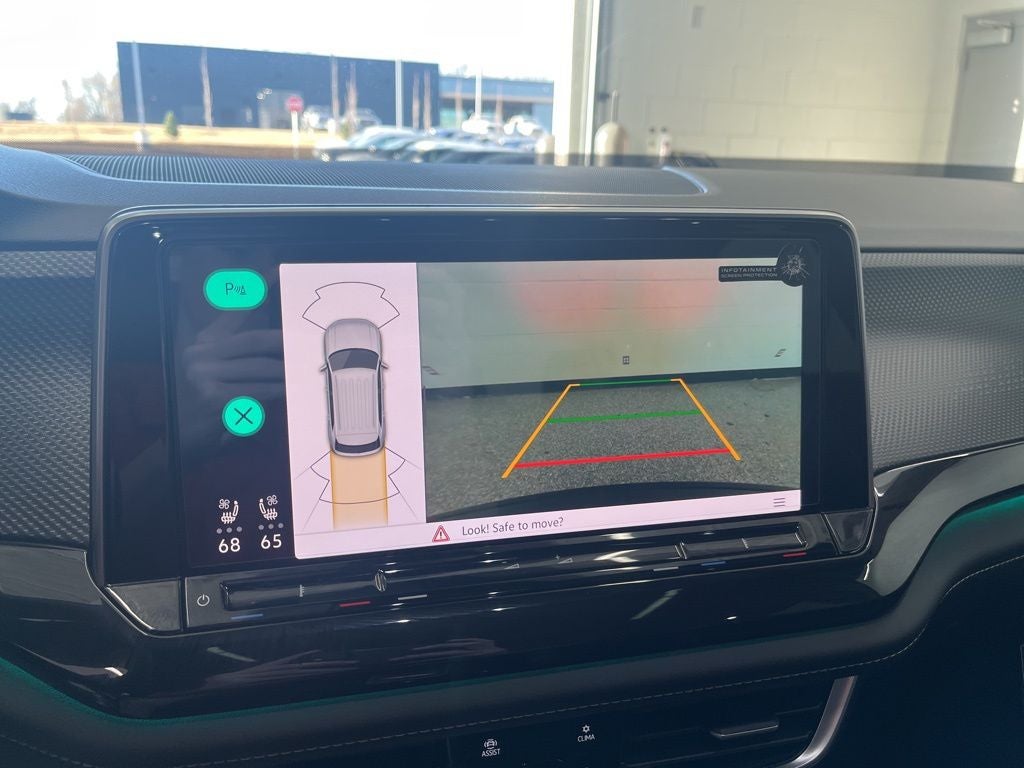 2026 Volkswagen Atlas Cross Sport 2.0T SEL R-Line Black