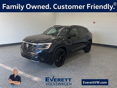 2026 Volkswagen Atlas Cross Sport 2.0T SEL R-Line Black