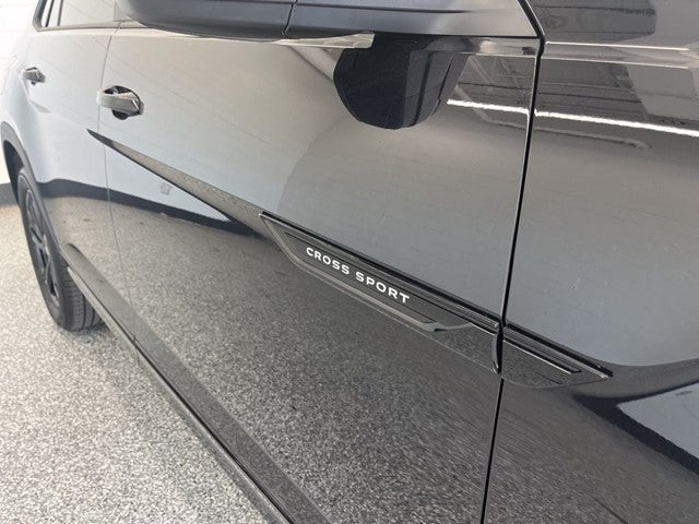 2026 Volkswagen Atlas Cross Sport 2.0T SEL R-Line Black
