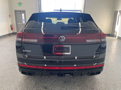 2026 Volkswagen Atlas Cross Sport 2.0T SEL R-Line Black