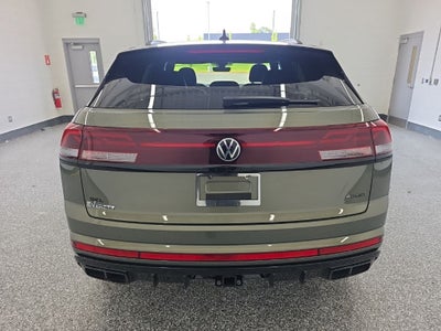 2026 Volkswagen Atlas Cross Sport 2.0T SEL R-Line Black