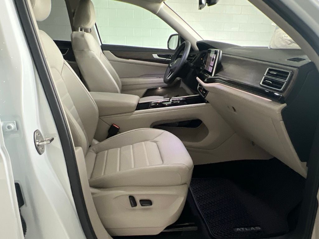 2026 Volkswagen Atlas 2.0T SEL