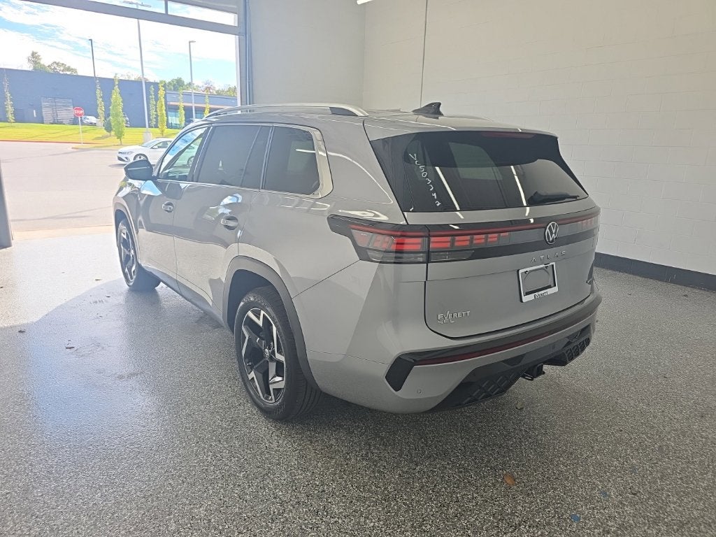 2027 Volkswagen Atlas SEL