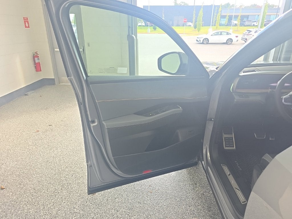 2027 Volkswagen Atlas SEL
