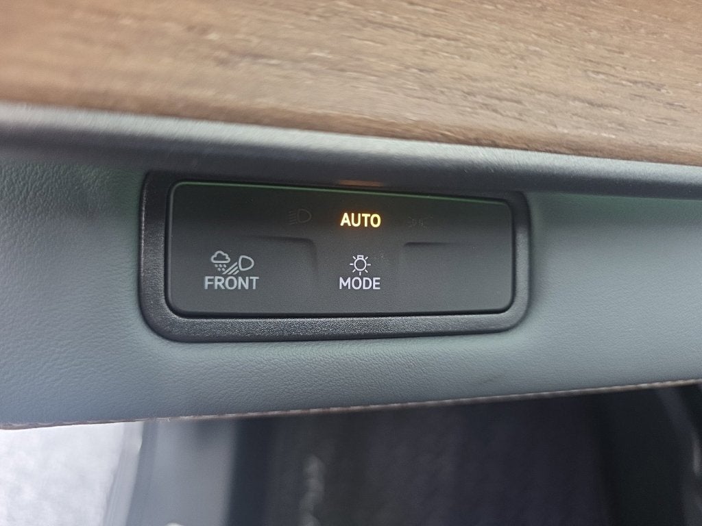 2027 Volkswagen Atlas SEL