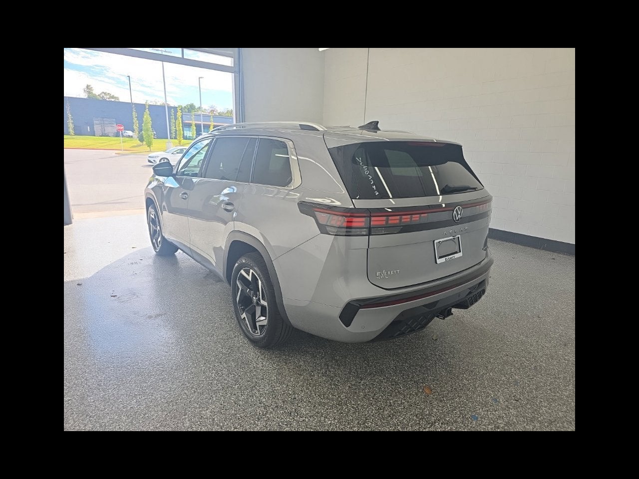 2027 Volkswagen Atlas SEL