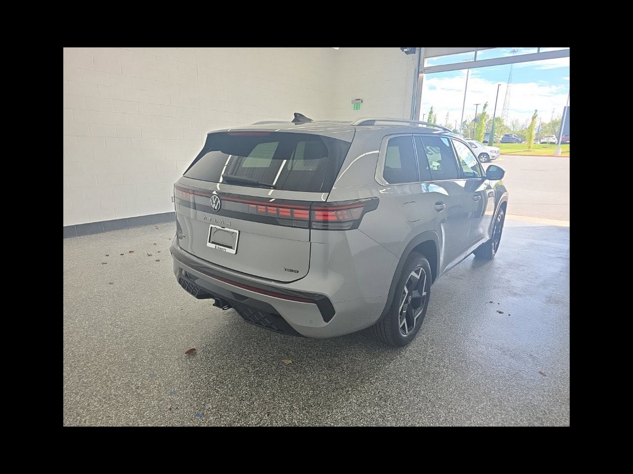 2027 Volkswagen Atlas SEL