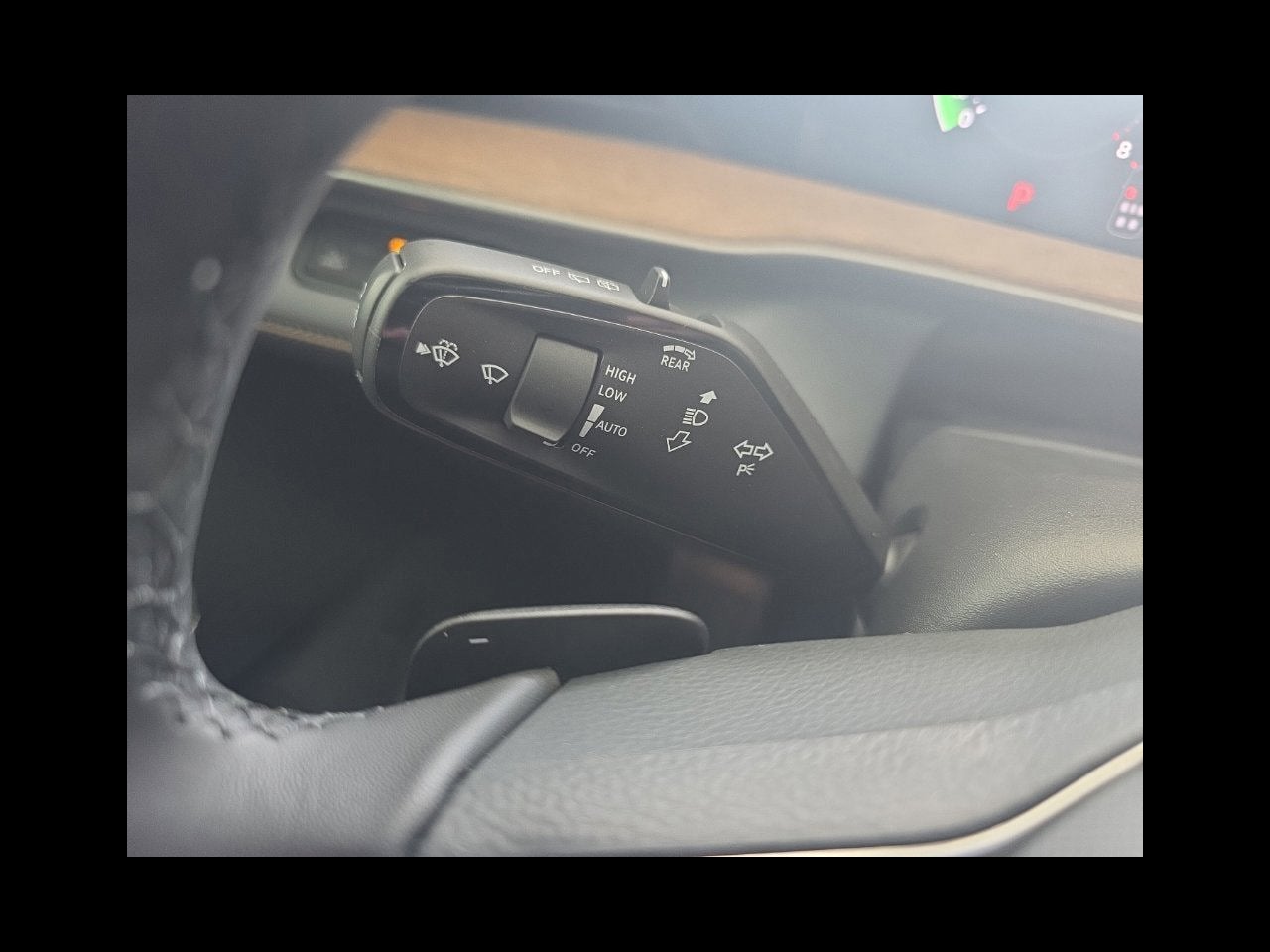 2027 Volkswagen Atlas SEL