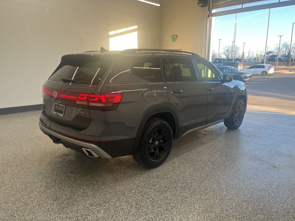 2026 Volkswagen Atlas 2.0T Peak Edition