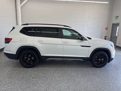 2026 Volkswagen Atlas 2.0T Peak Edition