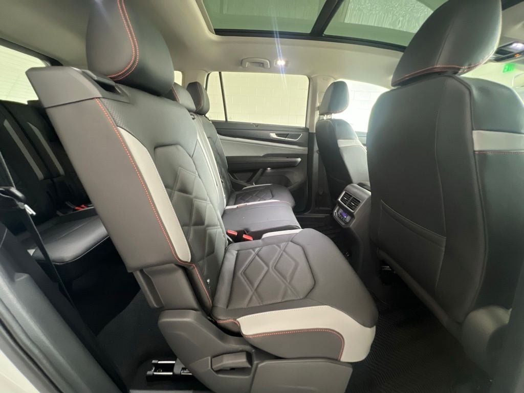 2026 Volkswagen Atlas 2.0T Peak Edition
