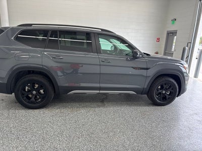 2026 Volkswagen Atlas 2.0T Peak Edition