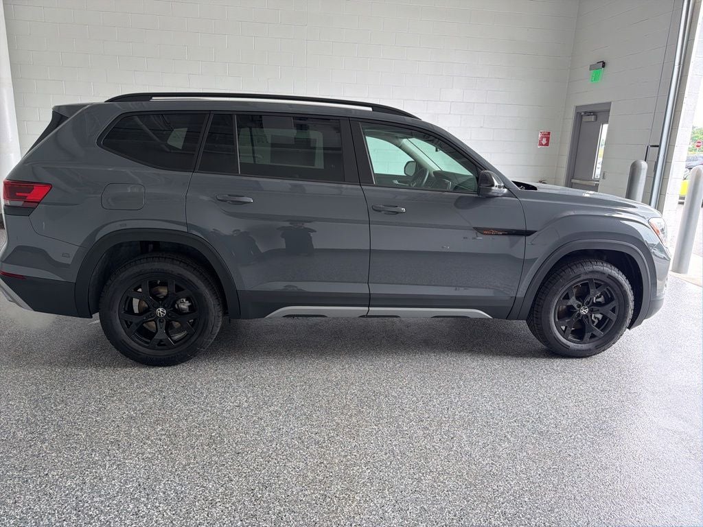 2026 Volkswagen Atlas 2.0T Peak Edition