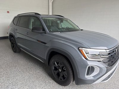 2026 Volkswagen Atlas 2.0T Peak Edition