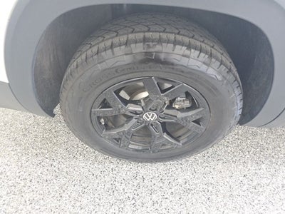 2024 Volkswagen Atlas 2.0T Peak Edition SE w/Technology