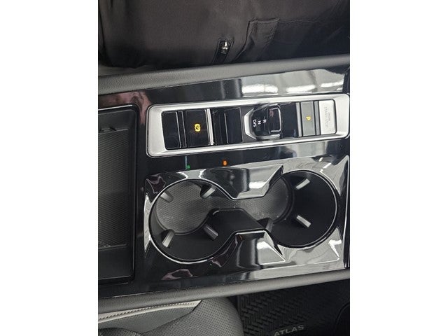 2024 Volkswagen Atlas 2.0T Peak Edition SE w/Technology
