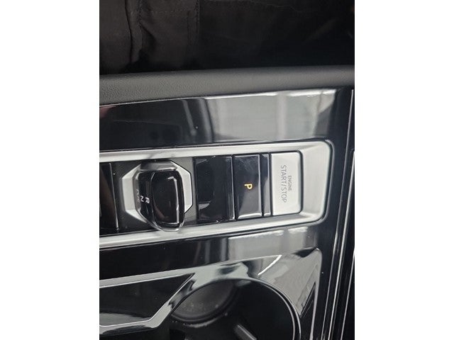 2024 Volkswagen Atlas 2.0T Peak Edition SE w/Technology