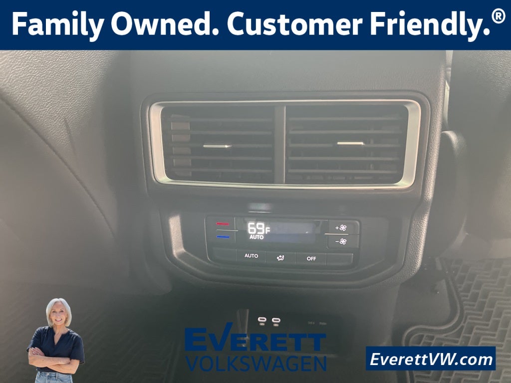 2025 Volkswagen Atlas 2.0T Peak Edition