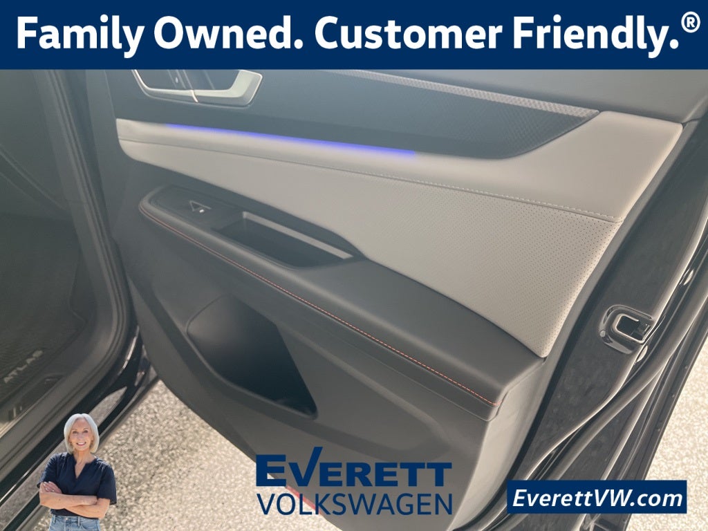 2025 Volkswagen Atlas 2.0T Peak Edition