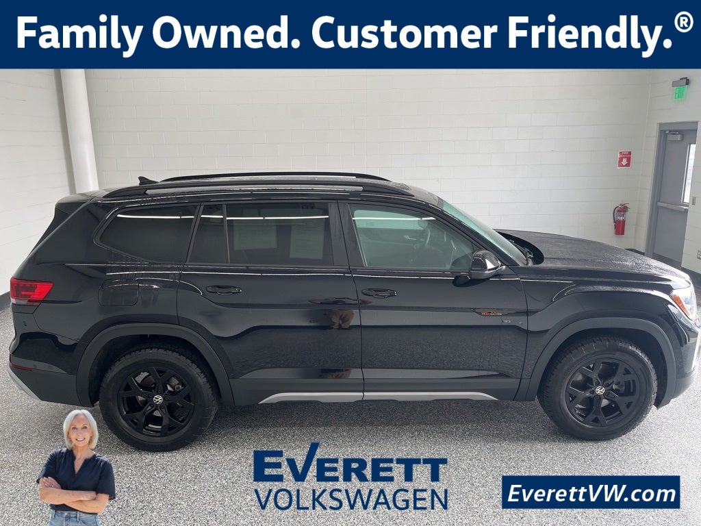 2025 Volkswagen Atlas 2.0T Peak Edition