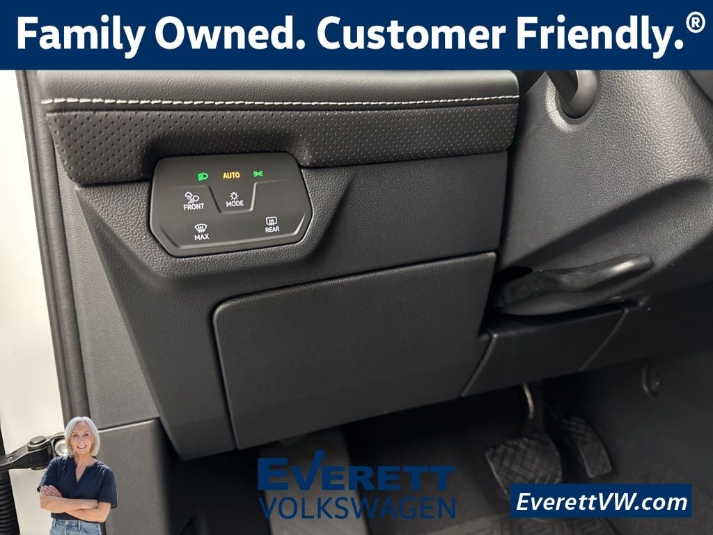 2026 Volkswagen Atlas Cross Sport 2.0T SE