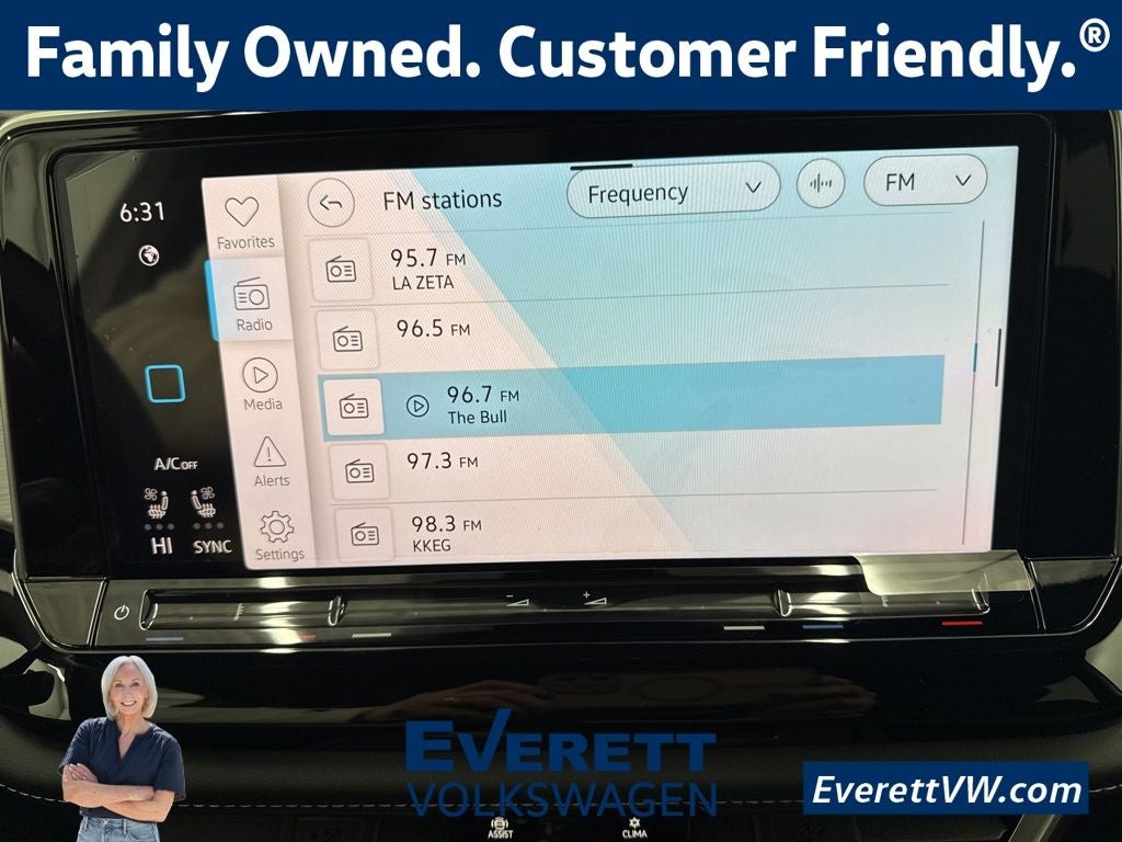 2026 Volkswagen Atlas Cross Sport 2.0T SE