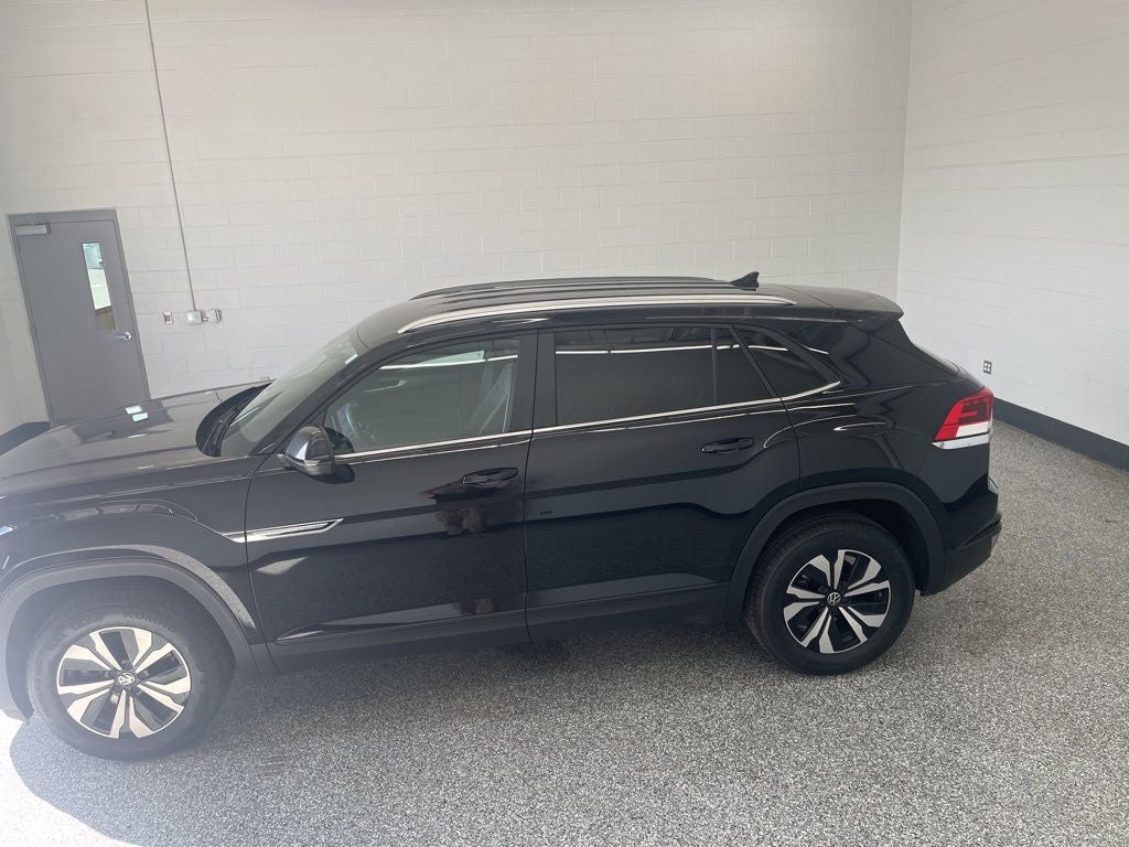 2024 Volkswagen Atlas Cross Sport 2.0T SE