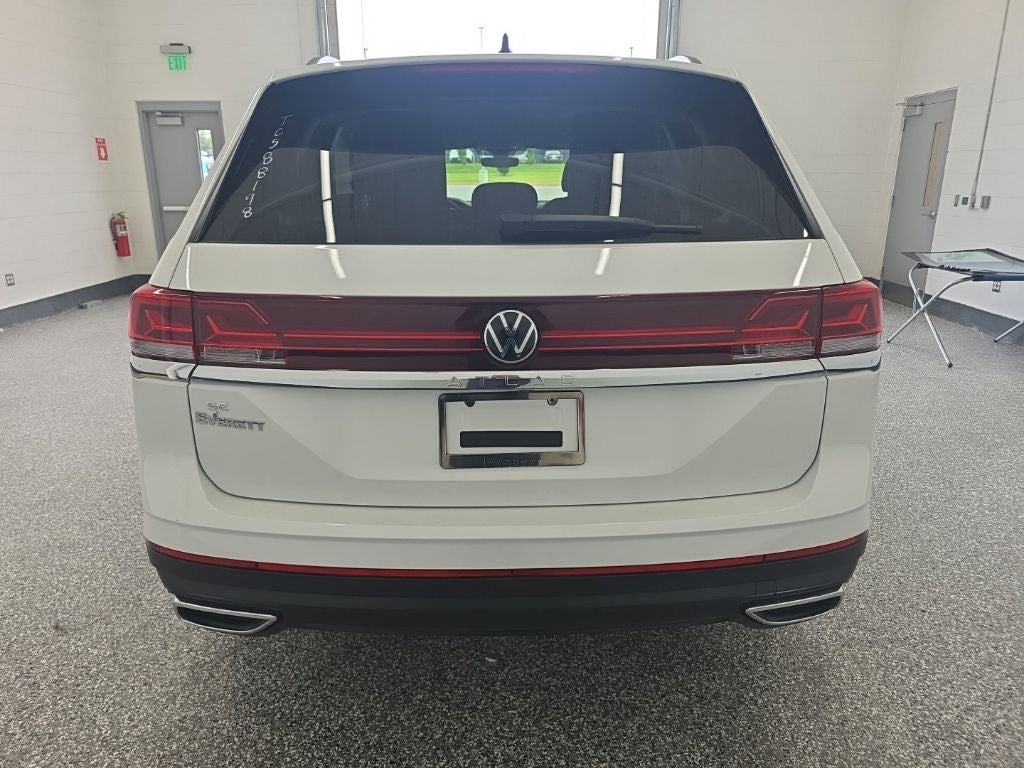 2026 Volkswagen Atlas 2.0T SE