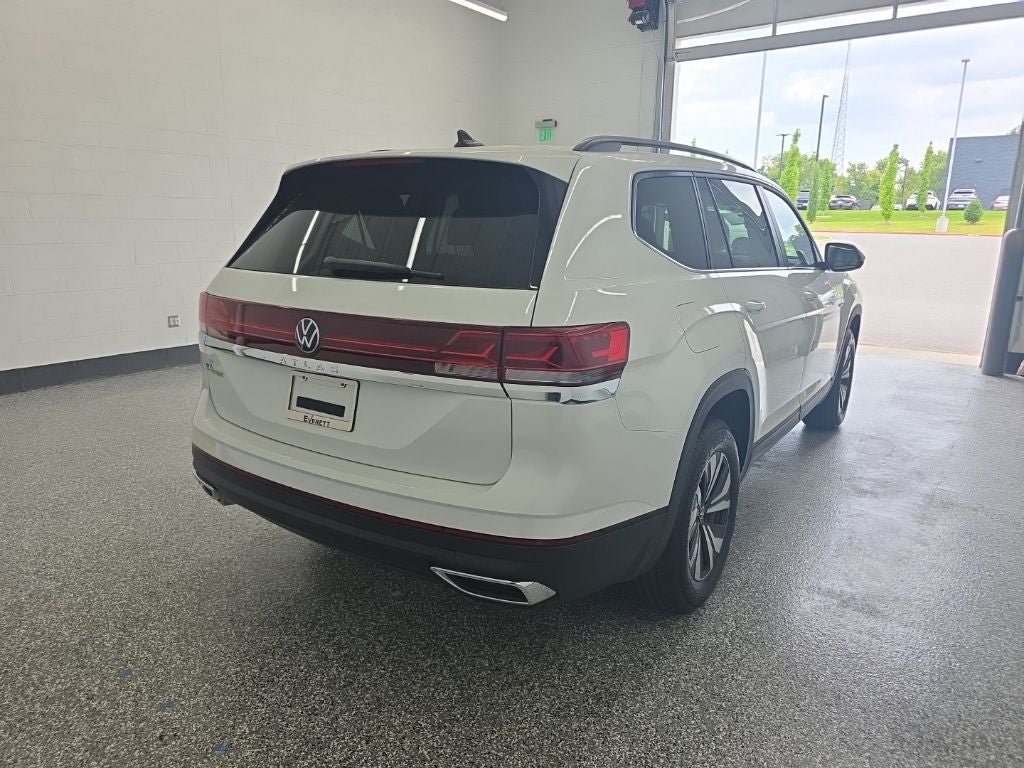 2026 Volkswagen Atlas 2.0T SE