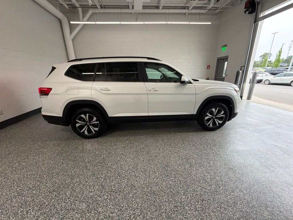 2026 Volkswagen Atlas 2.0T SE