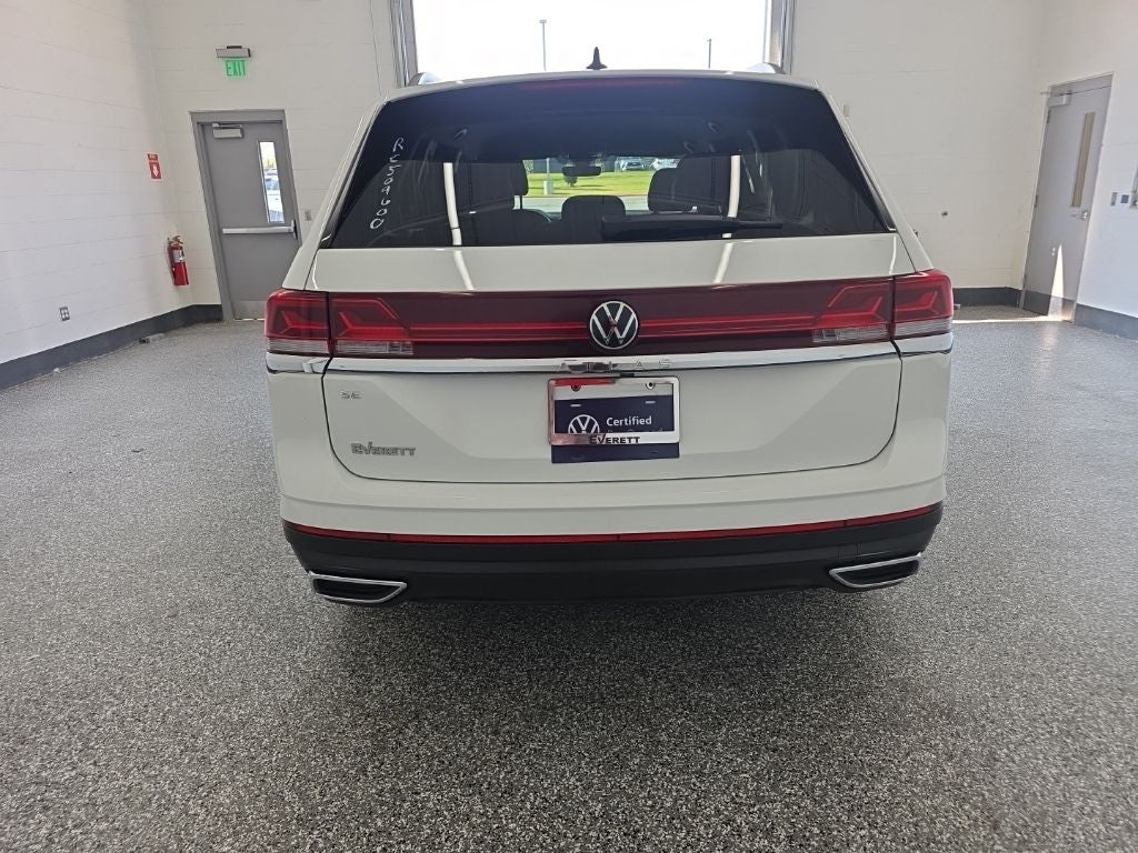 2024 Volkswagen Atlas 2.0T SE
